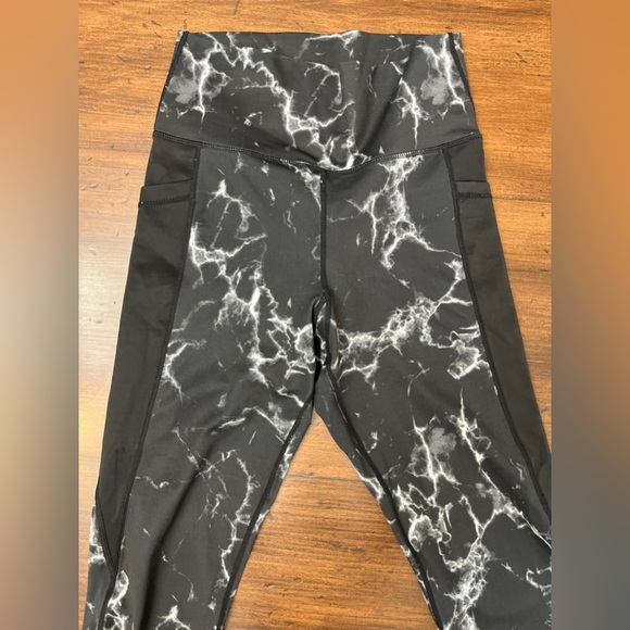 Buffbunny Set 2 Tops 1 Legging Size Small Workout Athleisure CrossFit Lift Yoga - Picture 12 of 16